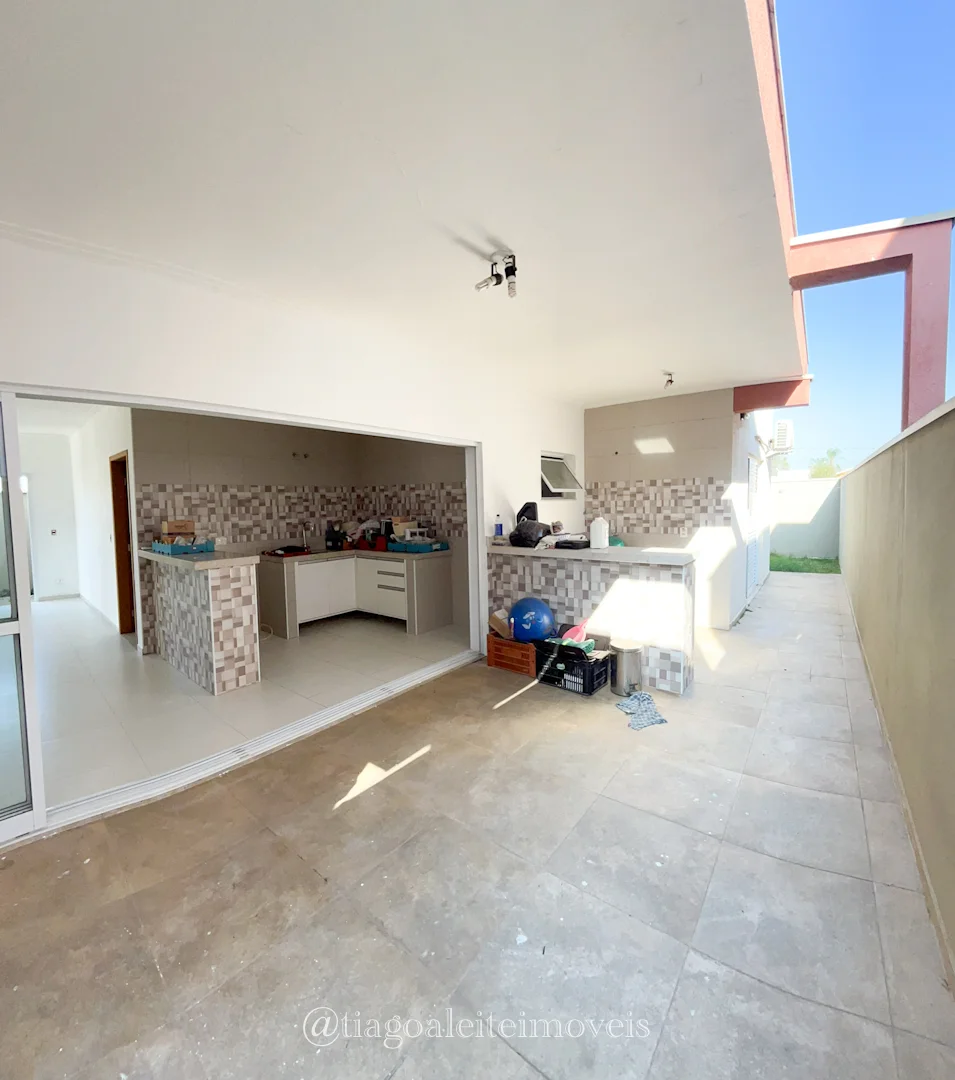 Casa ampla com escritório e área gourmet à venda no Veredas dos Manacás – Pindamonhangaba/SP