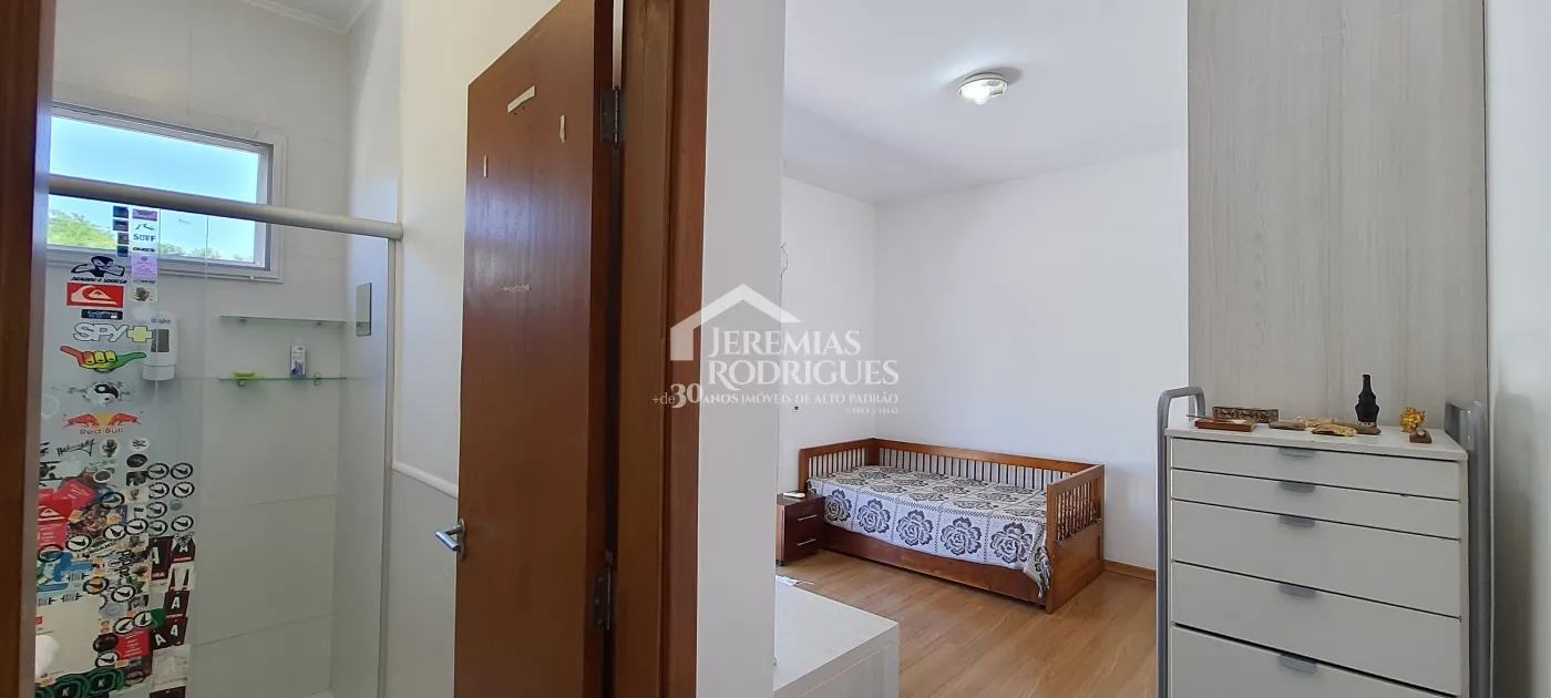 Casa com 3 suítes para venda no Condomínio Campos Do Conde II Versailles em Tremembé/SP