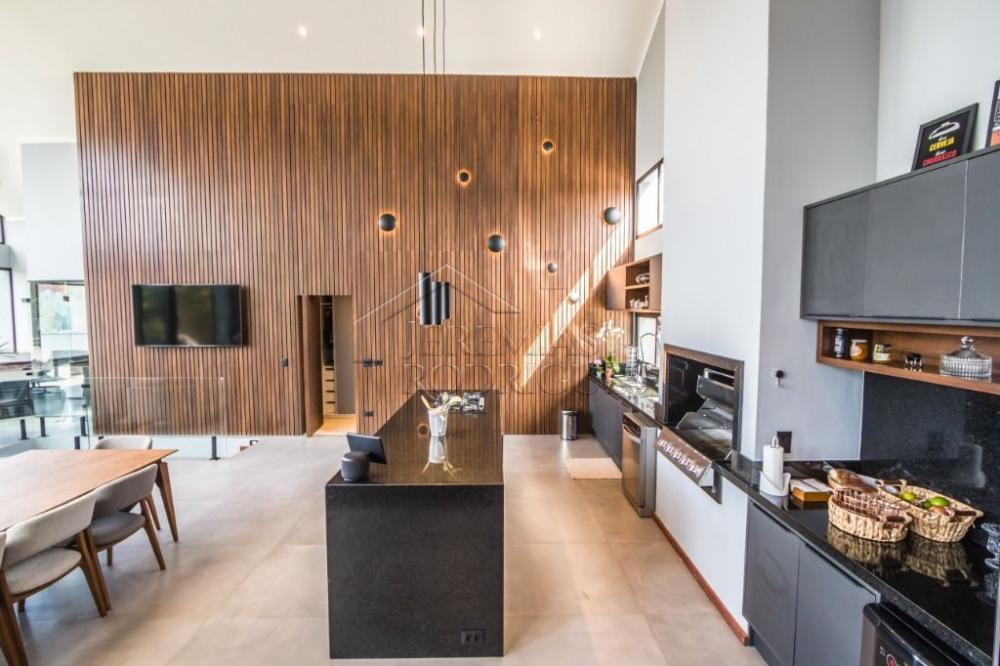 Casa à venda por R$ 7.200.000,00 - Campos do Jordão/SP
