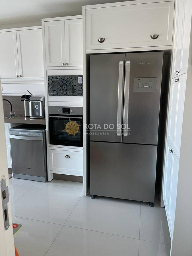 Atlantic Paradise Apartamento 4 Suítes com Lazer de Resort em Meia Praia Itapema