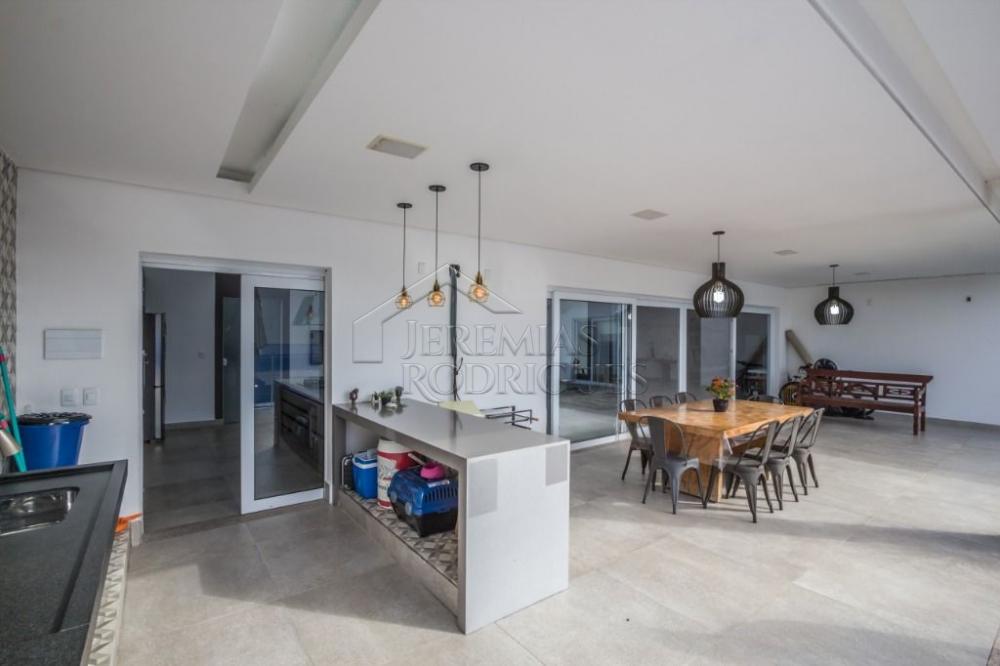 Casa à venda por R$ 2.700.000,00 - Pindamonhangaba/SP