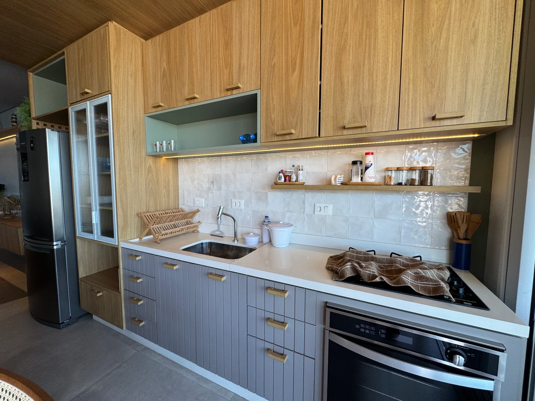 Cobertura à venda com 3 suítes, 177 m² no Condomínio Porto Damy em Ubatuba/SP. 