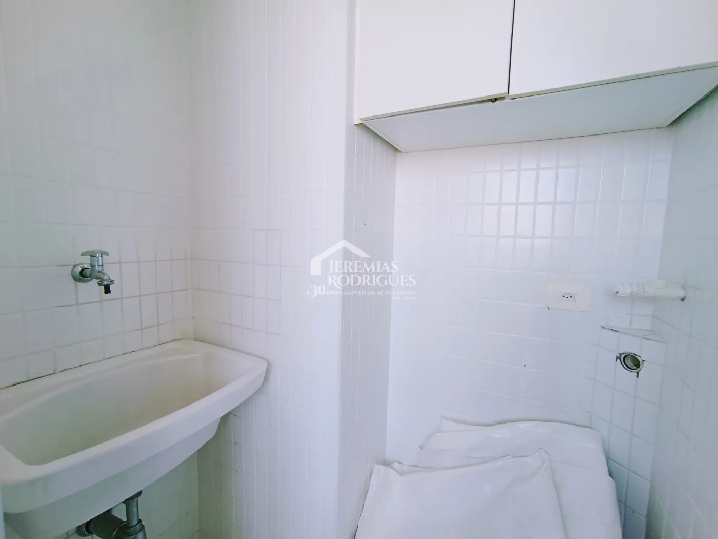 Apartamento com 2 dormitórios, 107 m² - Edifício Jabuticabeiras - Taubaté/SP.