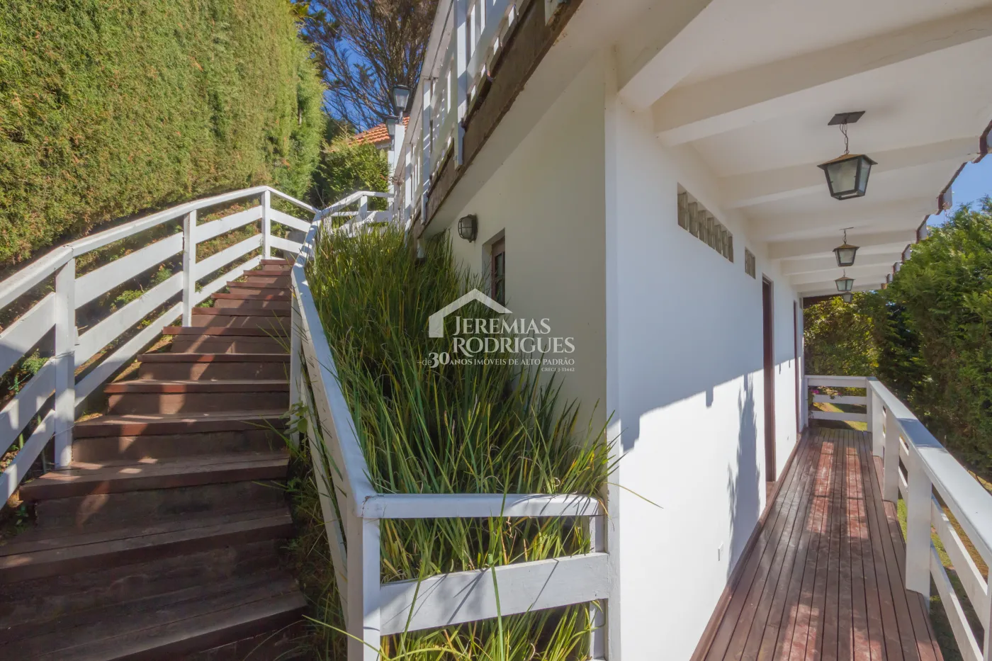 Casa com 3 suítes, 170 m² - Condomínio Jardim Monte Belo - Campos do Jordão/SP
