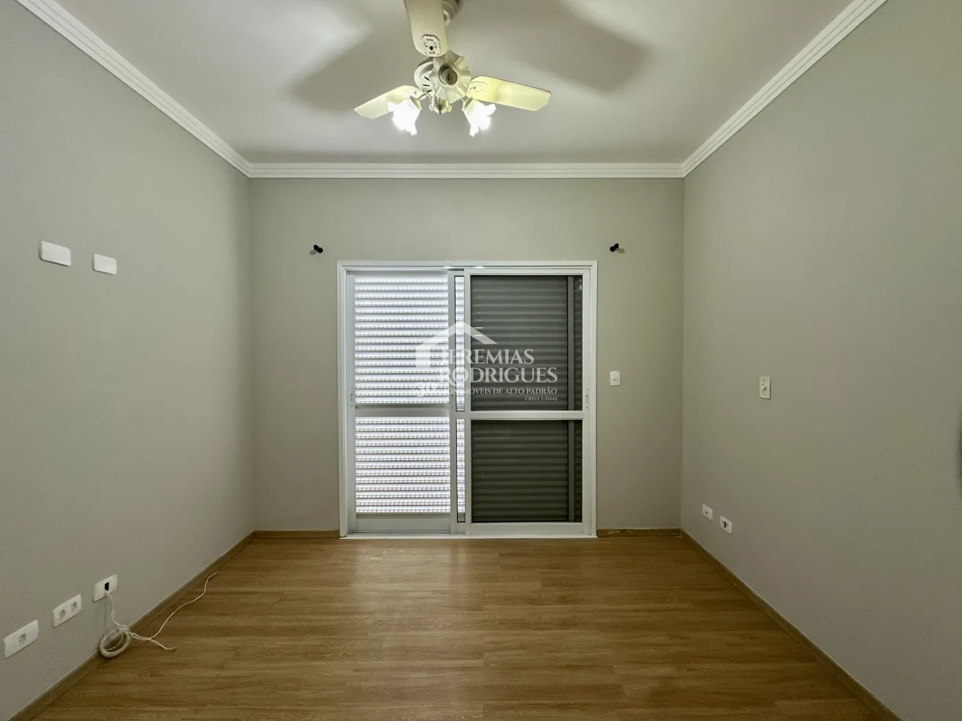 Casa com 3 dormitórios, 237 m² - Campos do Conde Chamboard - Tremembé/SP.