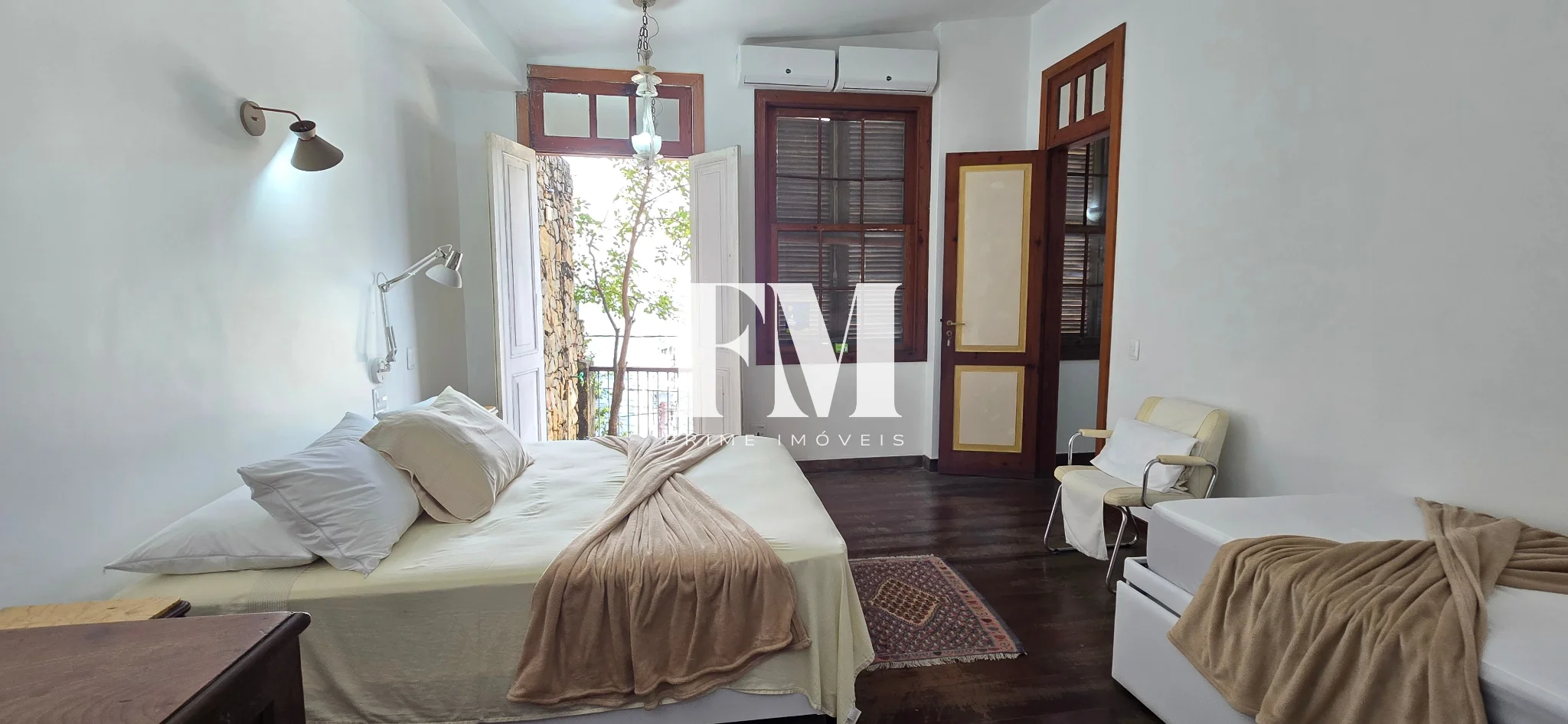 Casa Exclusiva Cercada pelo Verde com Lazer Completo e Guarita com Segurança 24 Horas - foto 32
