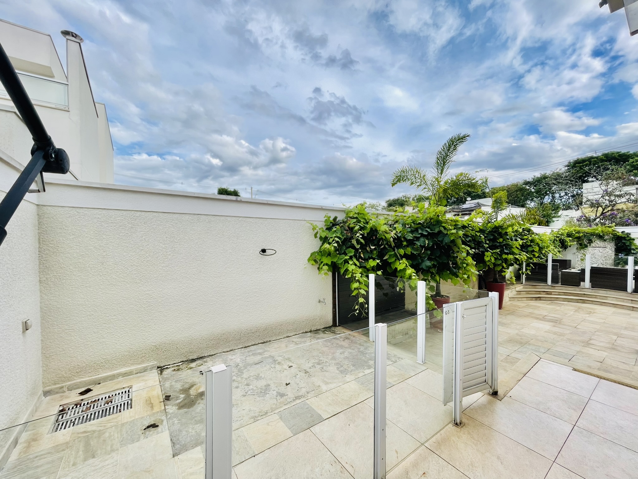 Casa para venda com 4 dormitórios no Condomínio Campos Do Conde I em Tremembé/SP