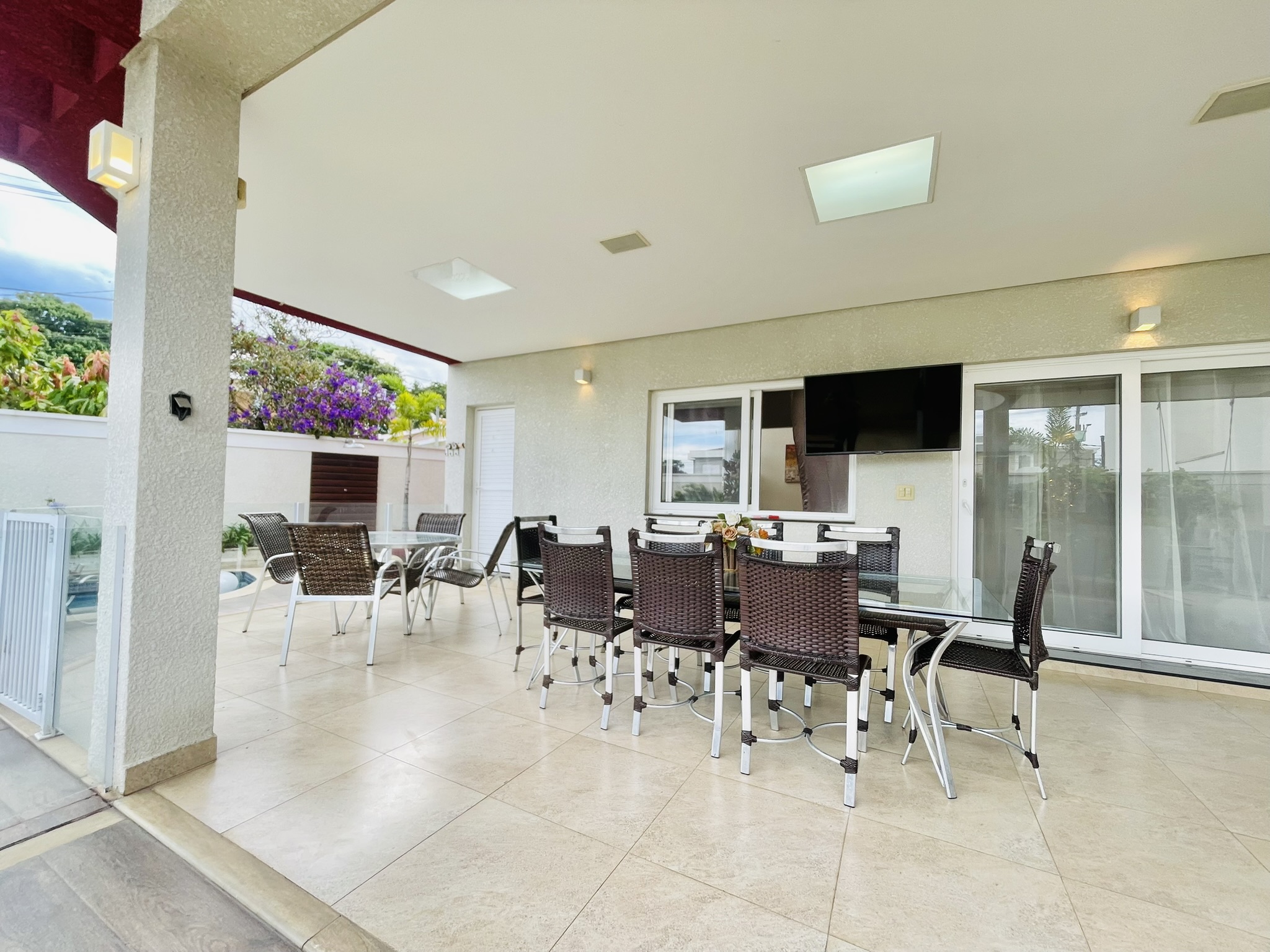 Casa para venda com 4 dormitórios no Condomínio Campos Do Conde I em Tremembé/SP