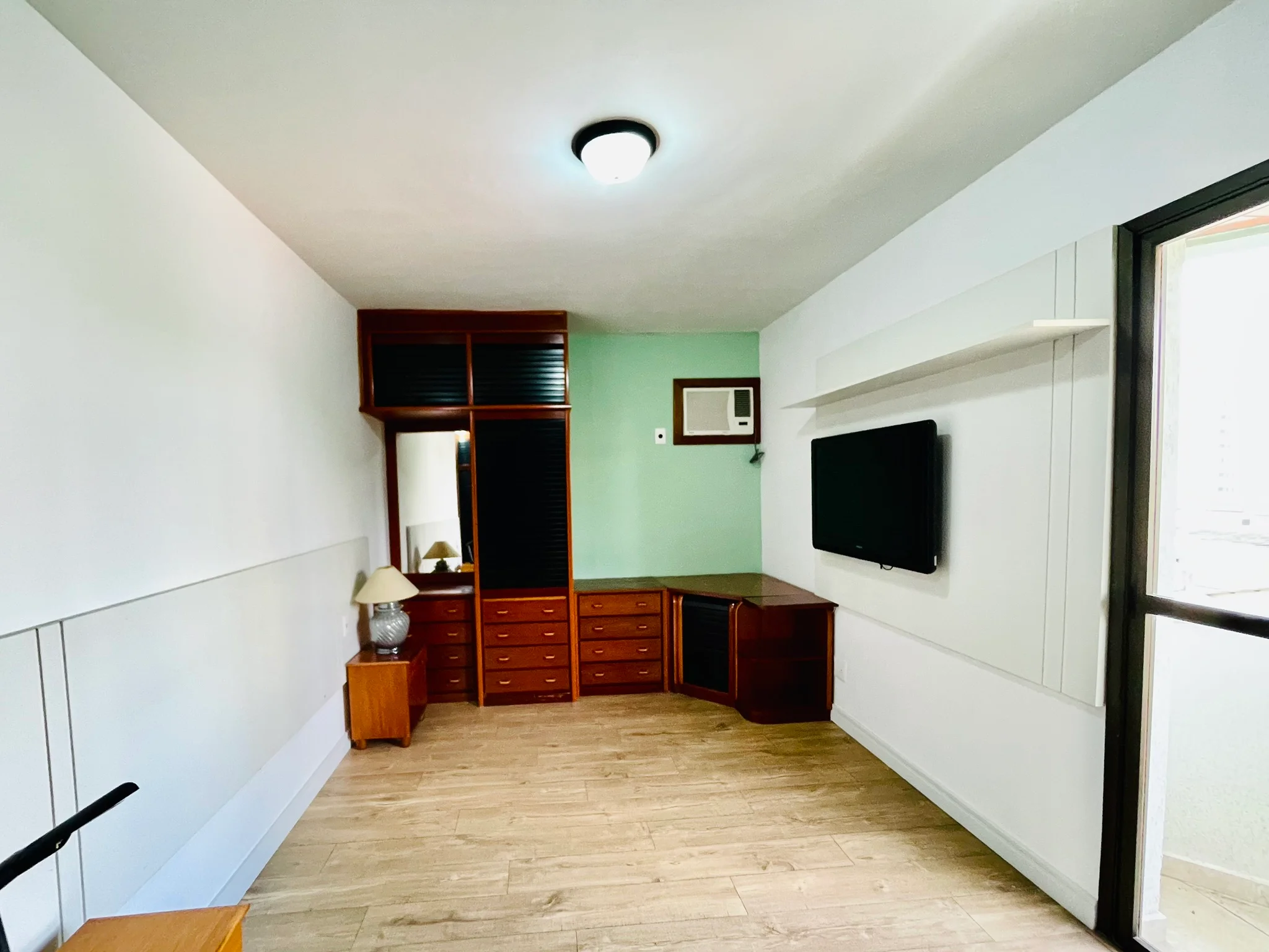 Apartamento à venda com 3 dormitórios, 173m² no Condomínio Green Tower em Taubaté/SP