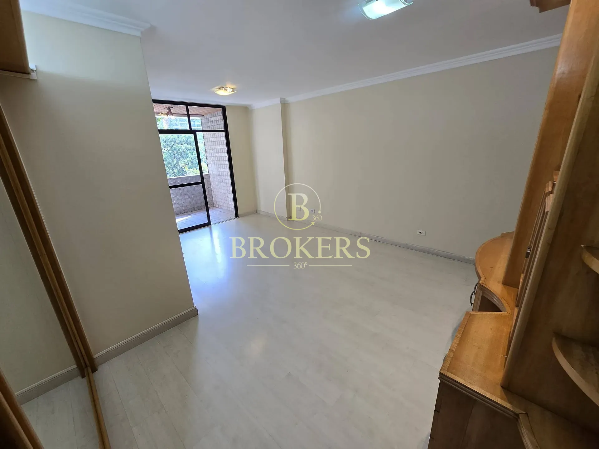 Apartamento à venda, Rua Marquês de Olinda - Botafogo. Varanda, 2 quartos/1 suíte, 1 vaga escritura — foto 2