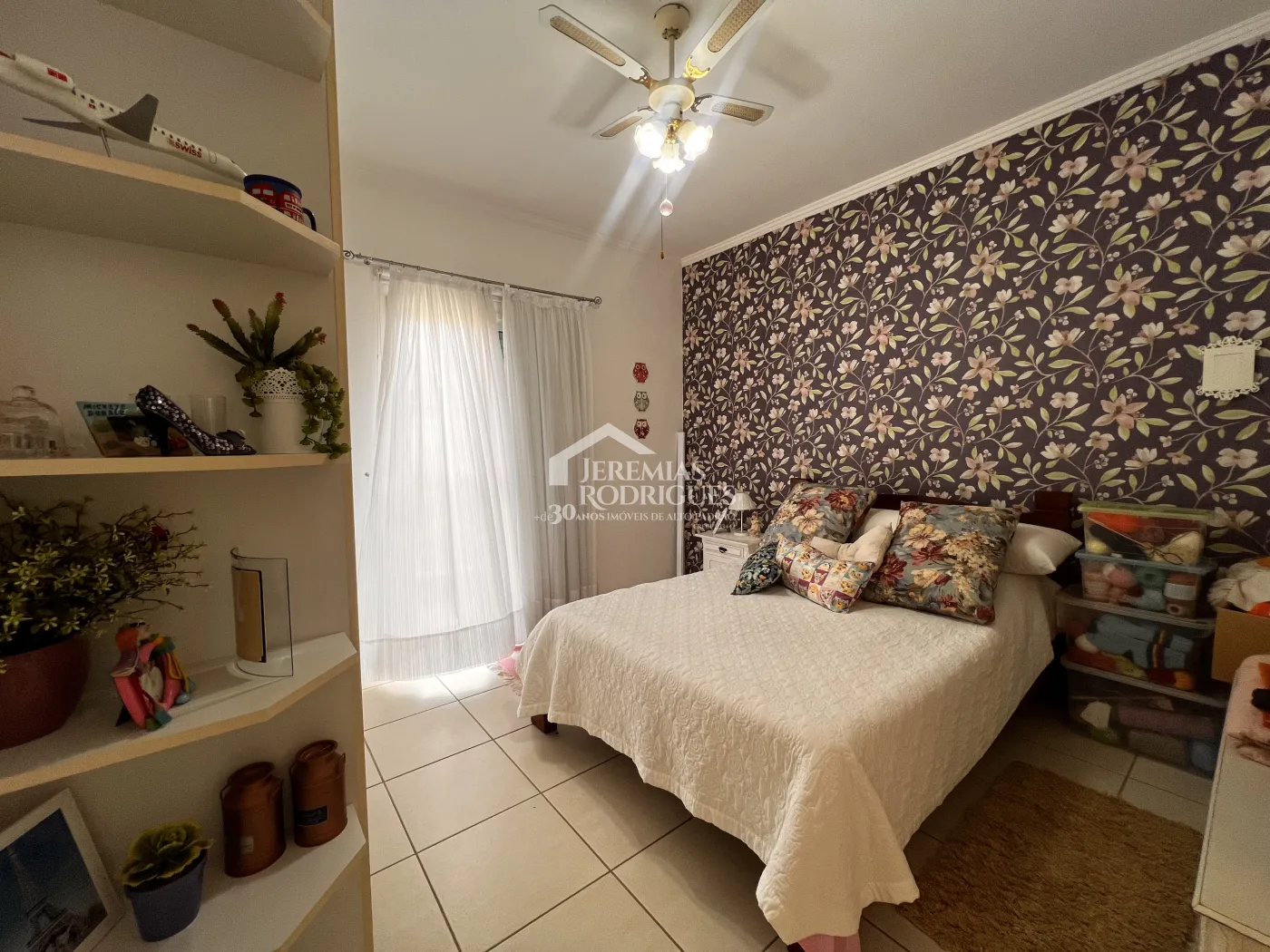 Casa com 4 dormitórios, 305 m² - Condomínio Taubaté Village - Taubaté/SP.
