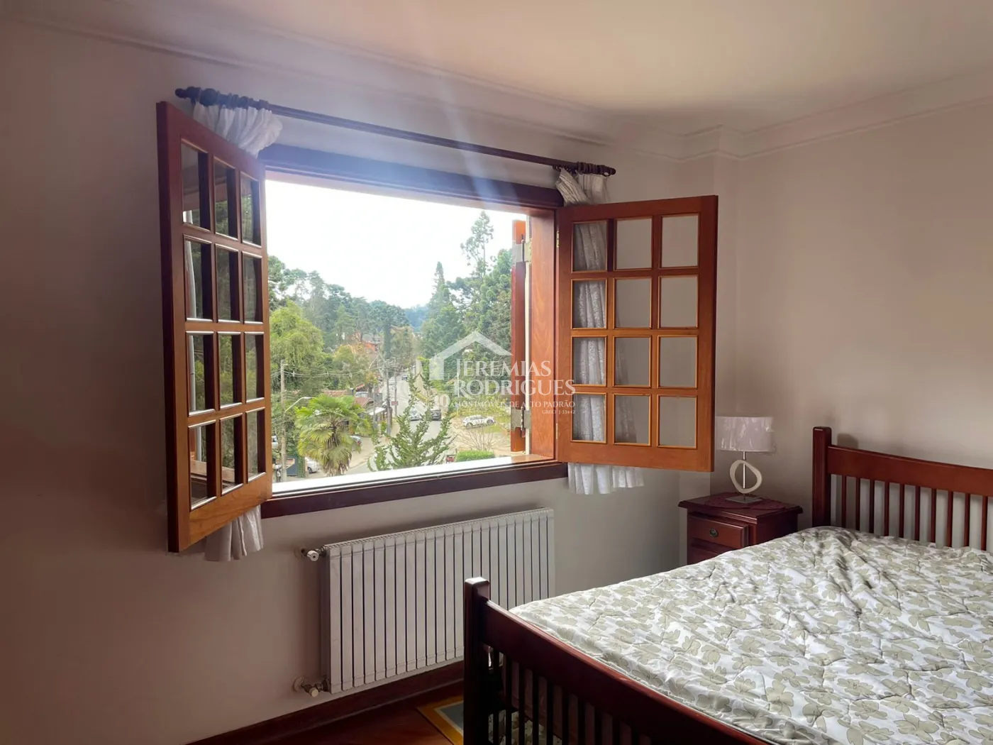Apartamento com 3 dormitórios, 186 m² -  Condomínio Nouvelle Ville - Campos do Jordão/SP