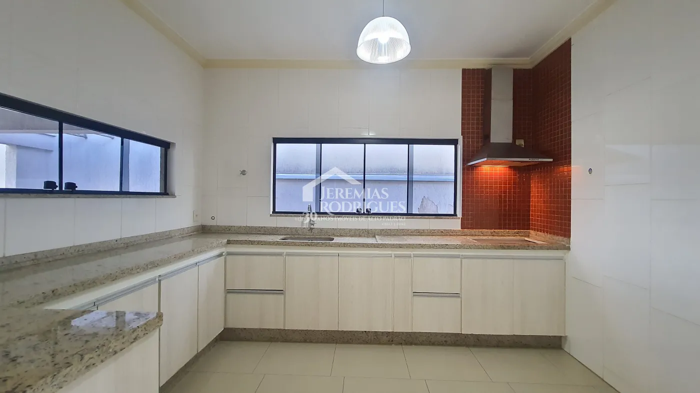 Casa à venda no bairro Campos Elíseos em Taubaté/SP — foto 9