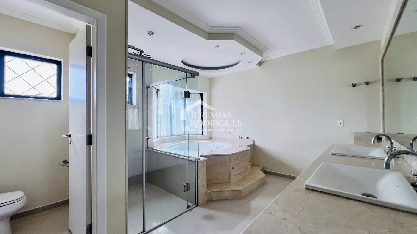 Casa com 8 dormitórios, 900 m² - Condomínio Portal da Serra - Taubaté/SP