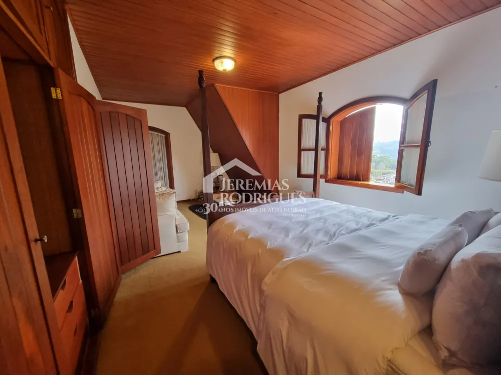 Casa com 6 dormitórios, 650 m² - Vila Inglesa - Campos do Jordão/SP