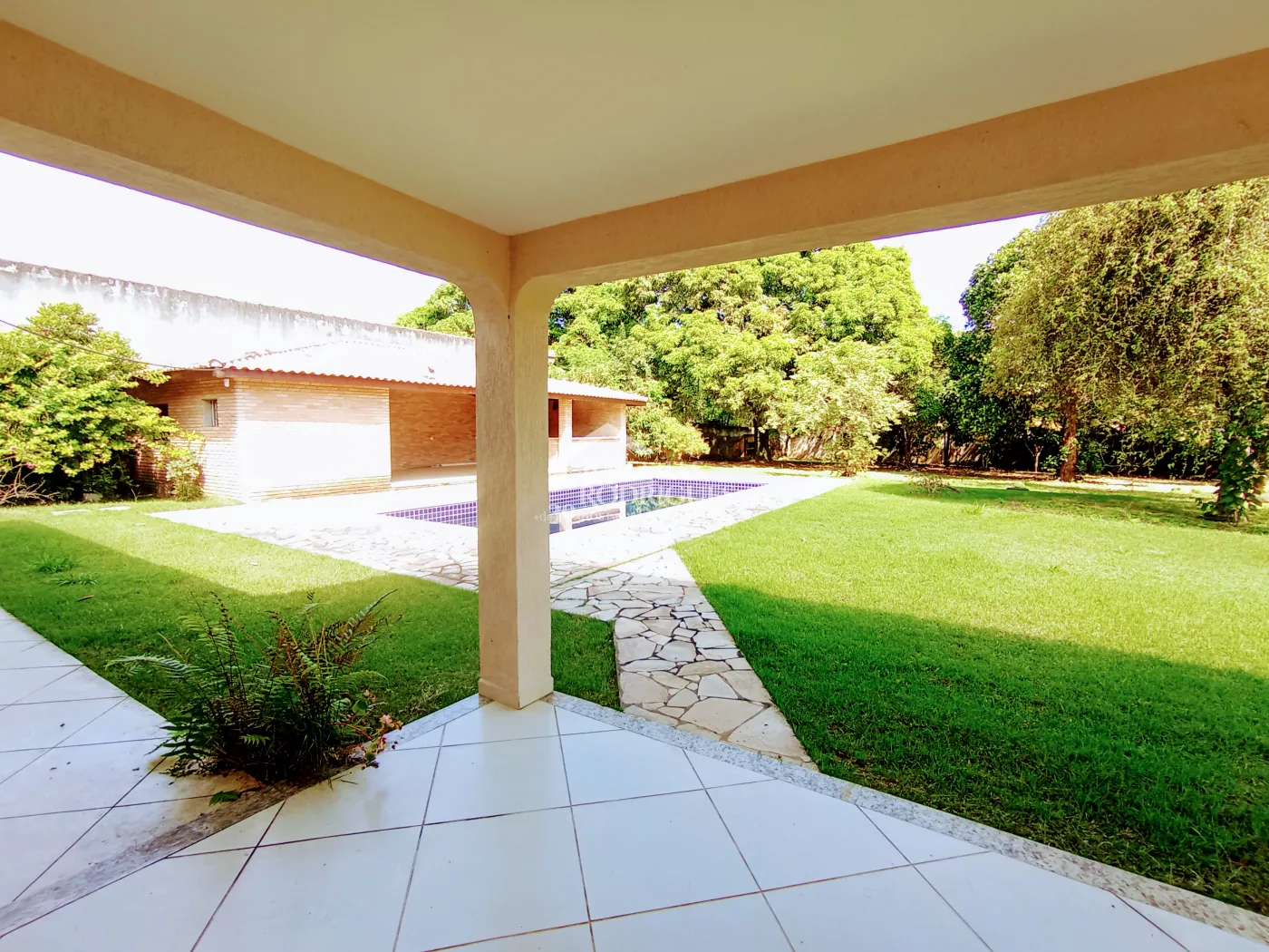 Chácara para locação com 4 dormitórios no bairro Jardim Carlota em Moreira Cesar/SP