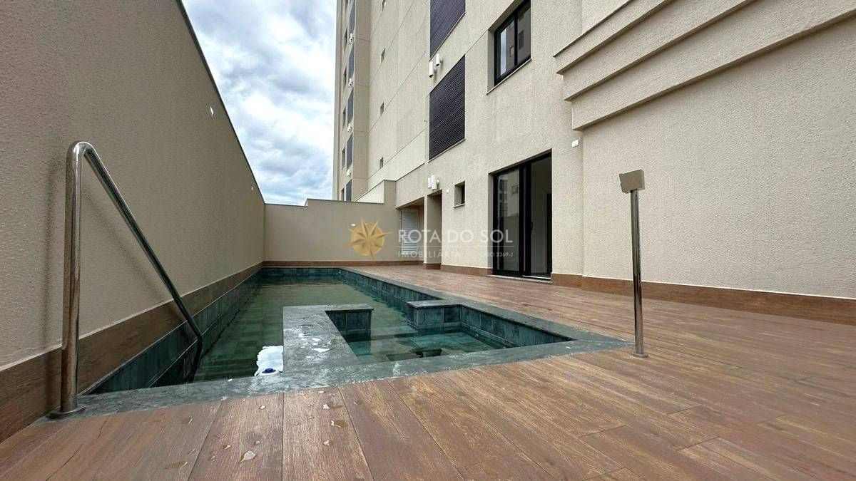 Apartamento 4 Suítes Meia Praia Itapema SC