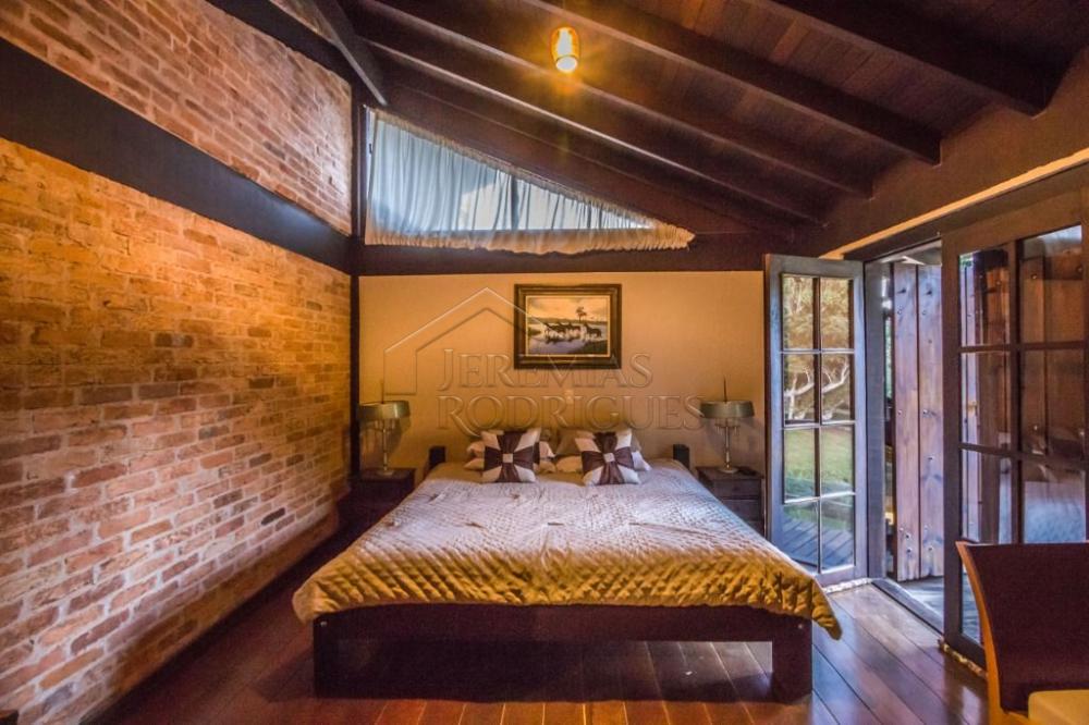 Casa com 3 quartos, 630 m², à venda por R$ 6.500.000- Condomínio Pedra de Fogo - Campos do Jordão/SP