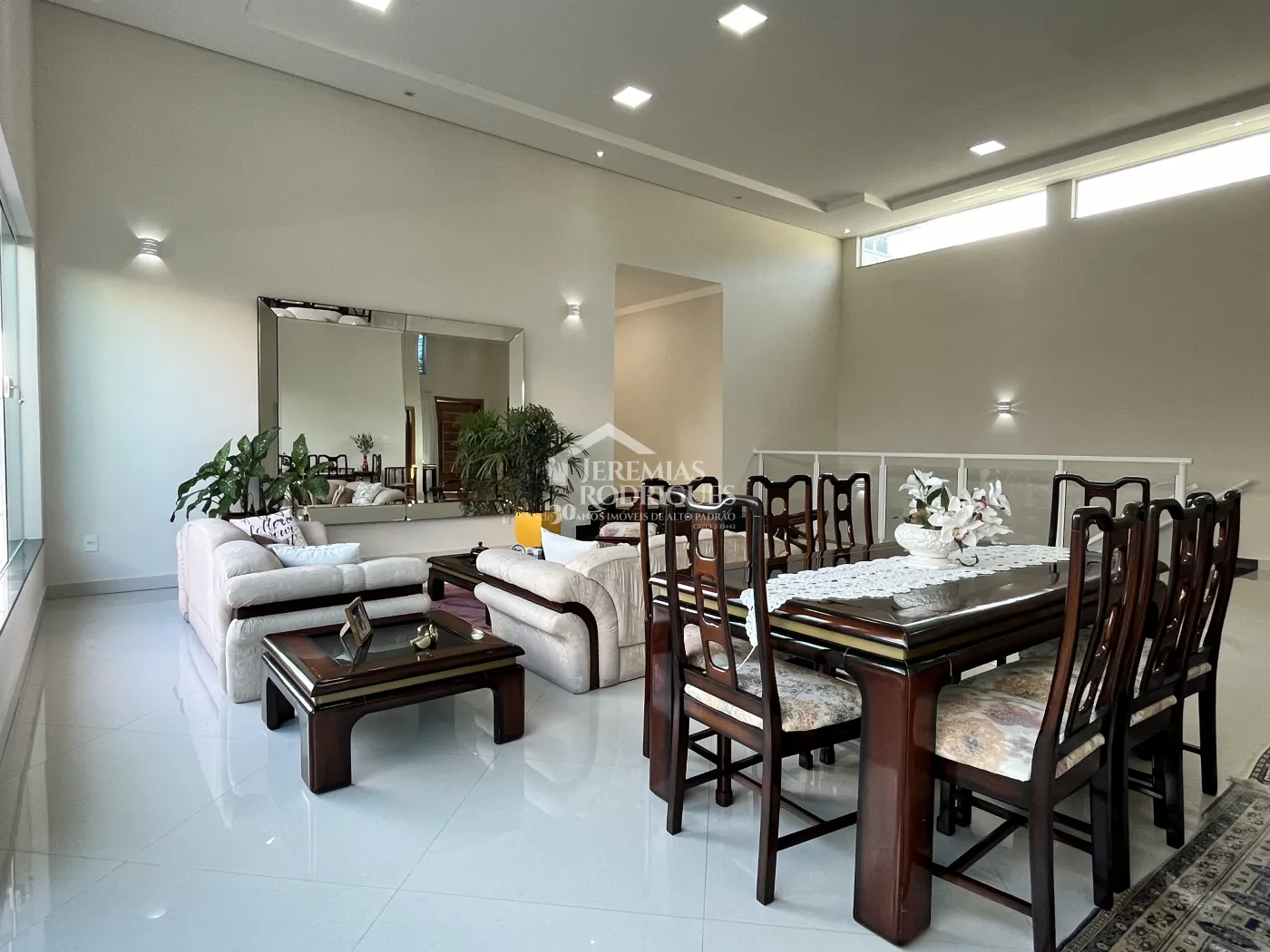 Casa de 693 m² à venda por R$ 2.104.000,00 - Tremembé/SP