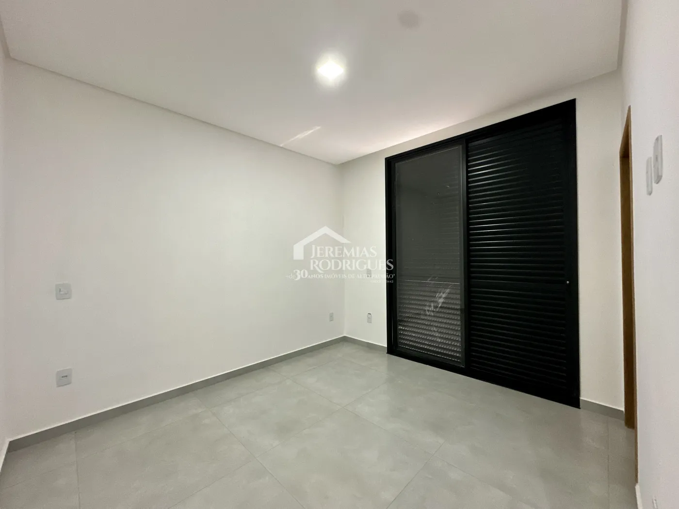 Casa para venda e locação com 3 suítes no Condomínio Cyrela Landscape em Taubaté/SP.