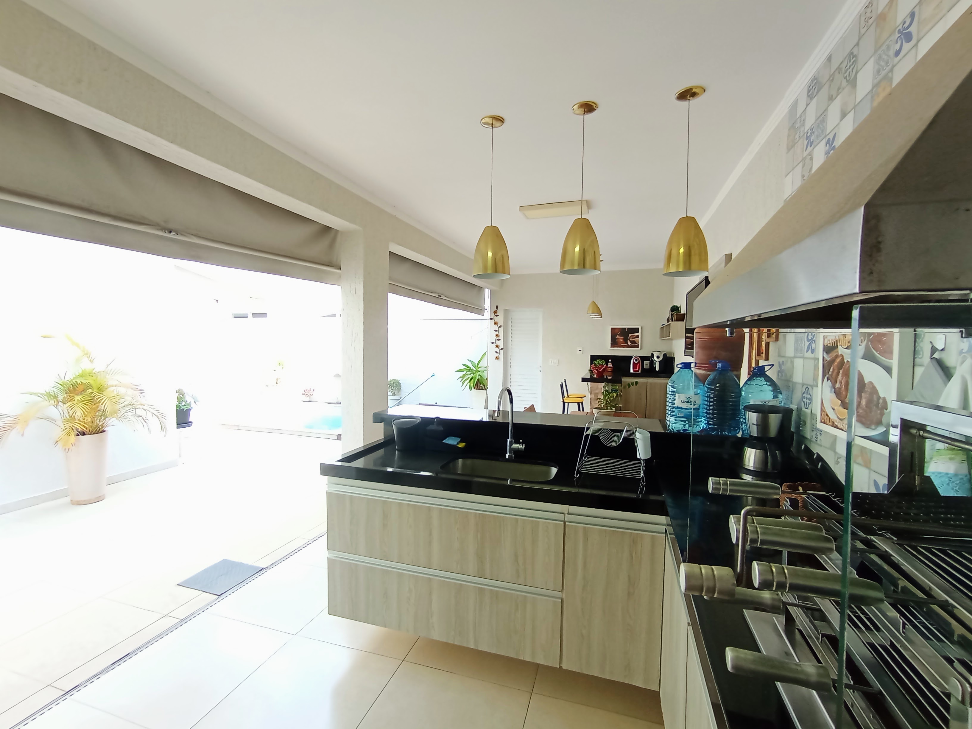 Casa à venda com 2 dormitórios no Condomínio Verdes Vales em Taubaté/SP.