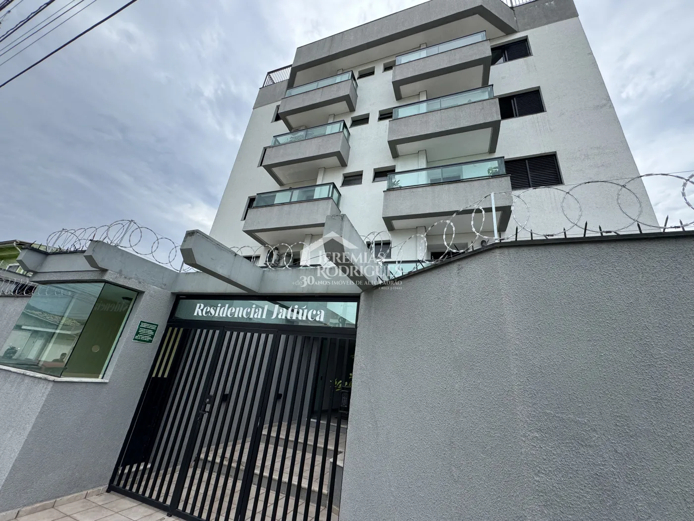 Apartamento à venda com 3 dormitórios, 84 m² no Condomínio Residencial Jatiuca em Ubatuba/SP