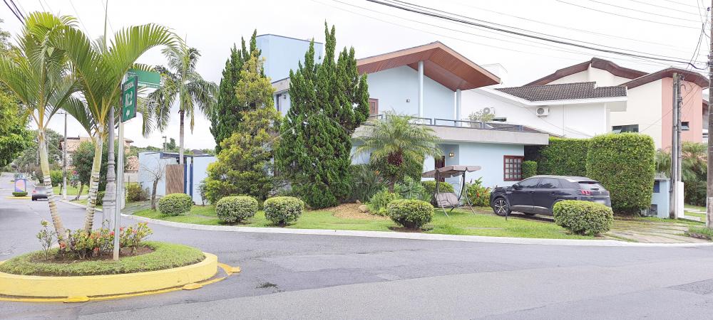 Casa à venda por R$ 2.000.000,00 - Taubaté/SP