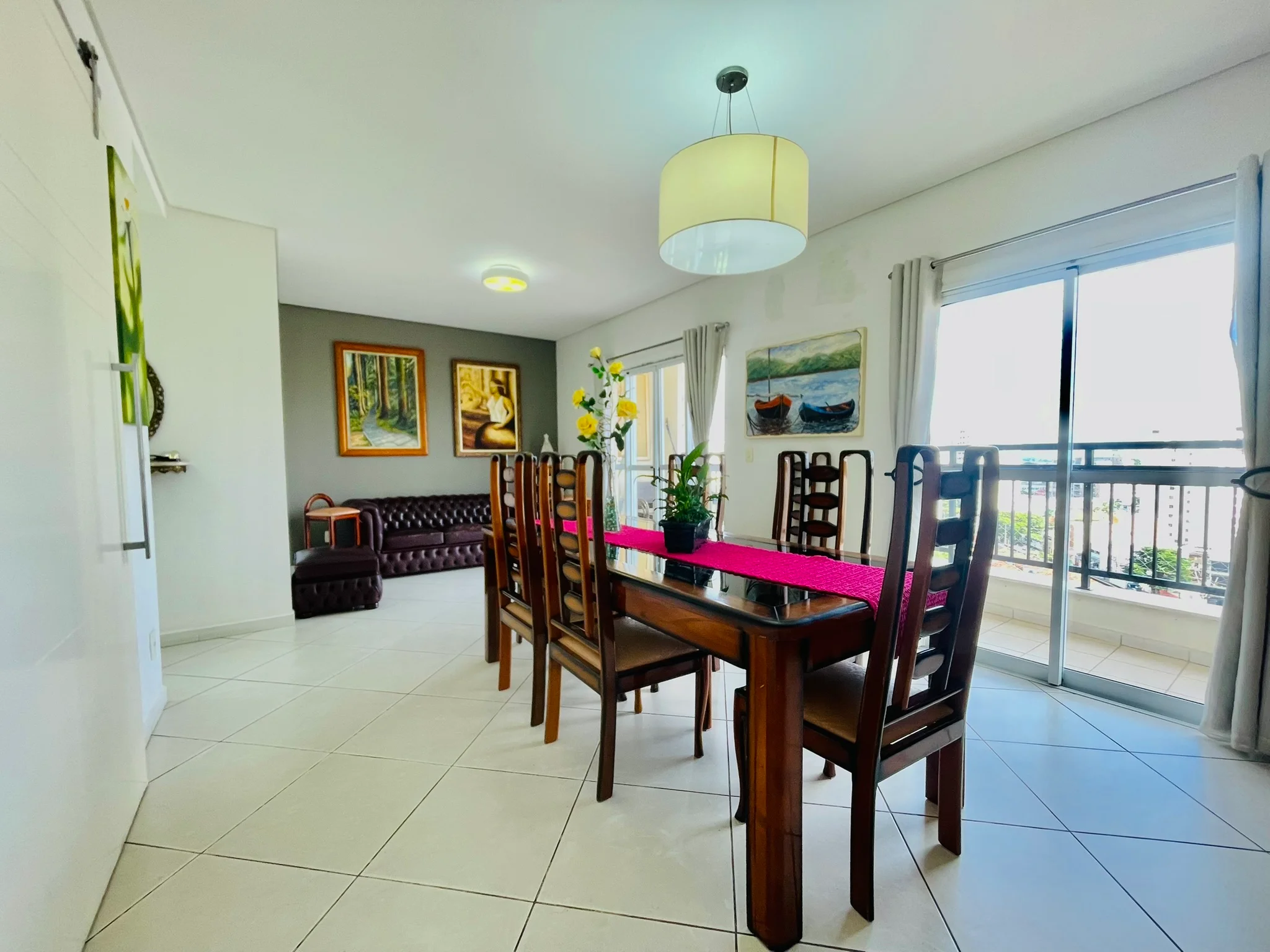 Cobertura duplex à venda no Edifício San Paolo em Taubaté/SP. 