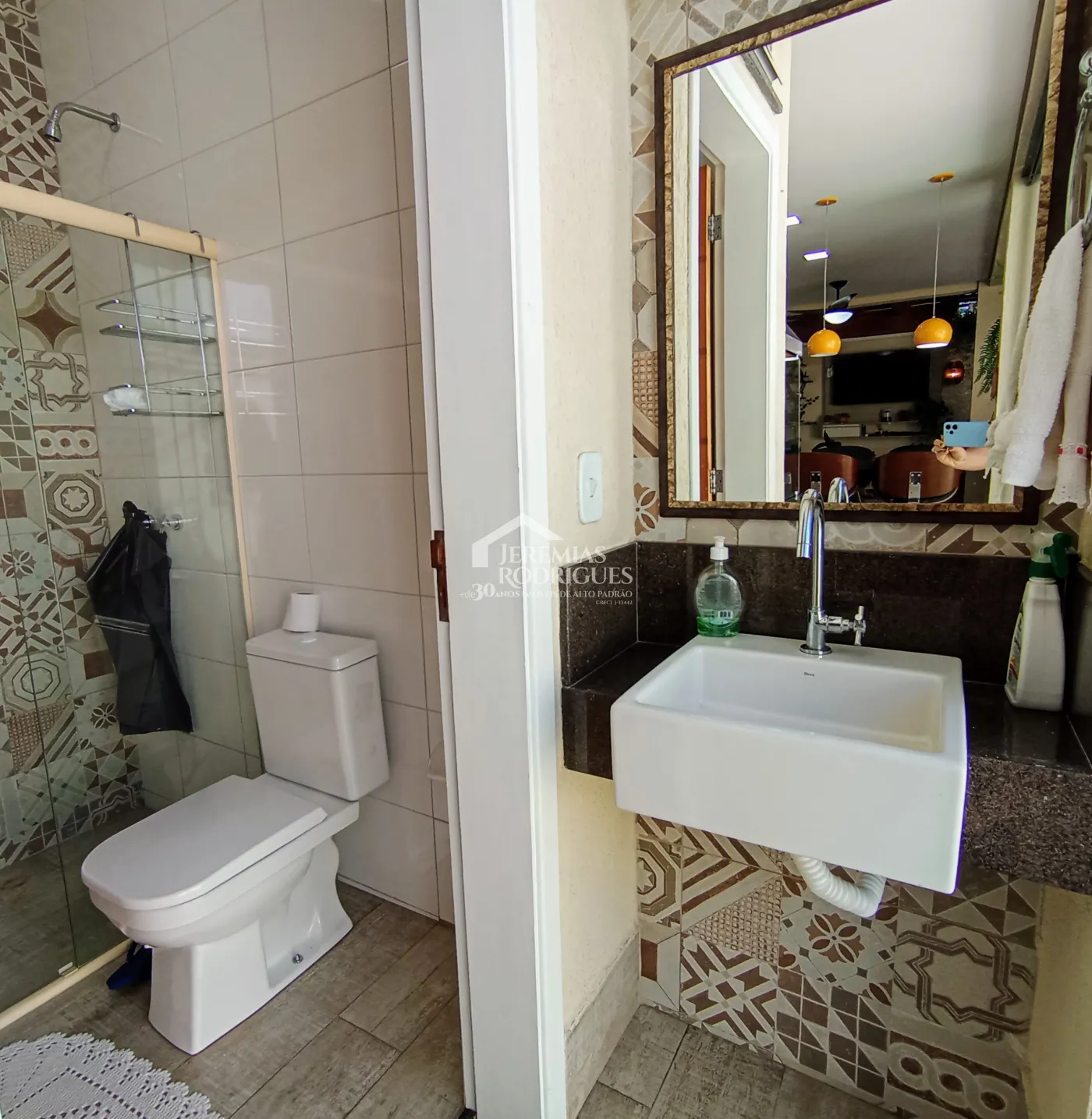 Casa para venda com 3 dormitórios no Condomínio Campos Do Conde II Versailles em Tremembé/SP