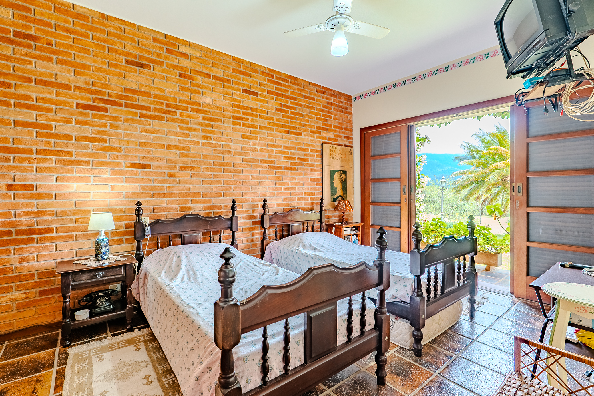 Fazenda à venda com 89,87 ha no bairro Piracuama em Pindamonhangaba/SP. 