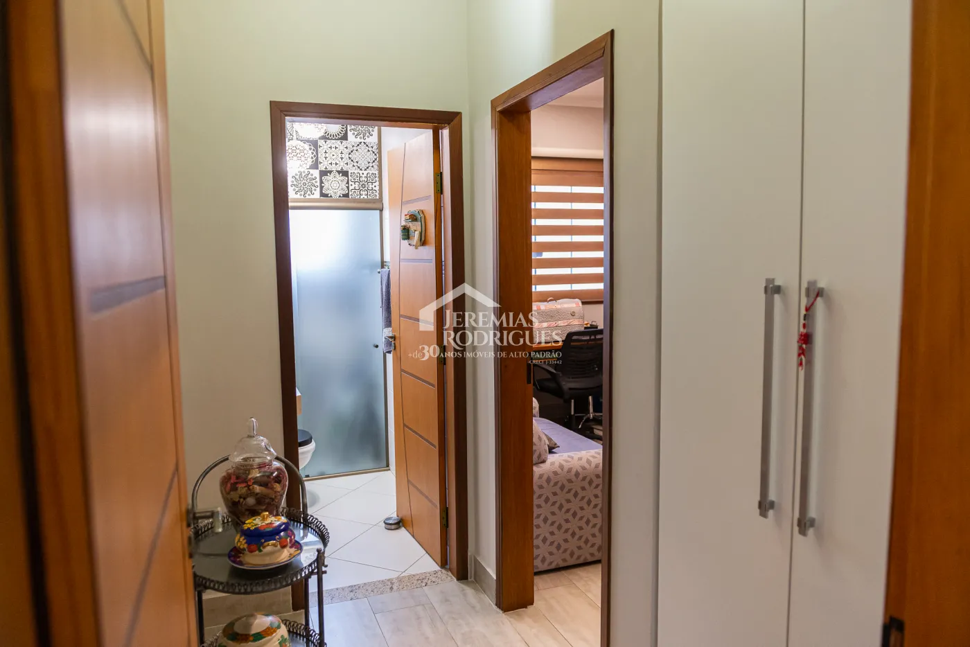 Casa à venda no Condomínio Colonial Village I em Pindamonhangaba/SP