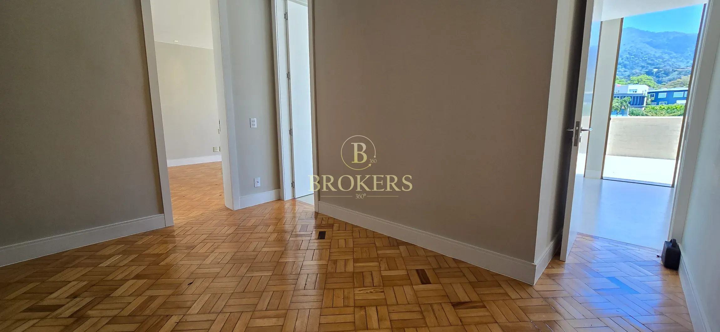 Cobertura linear, modernizada à venda no Leblon, São 460m², 4 suítes, vista indevassável para o Jar — foto 39