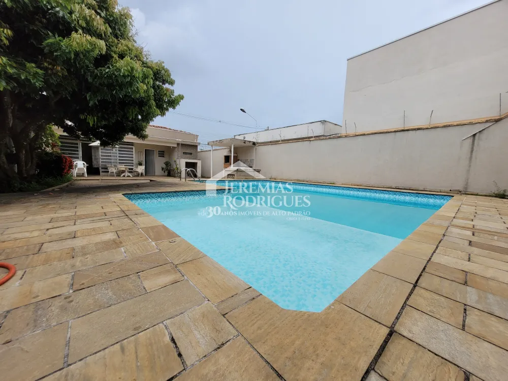 Casa com 3 quartos, 260 m², venda por R$ 1.050.000- Jardim Maria Augusta - Taubaté/SP