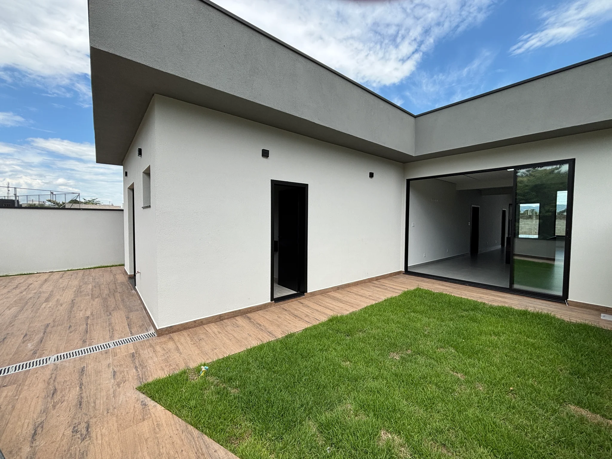 Casa alto padrão com 3 dormitórios à venda no Bosque do Imperador em Pindamonhangaba/SP