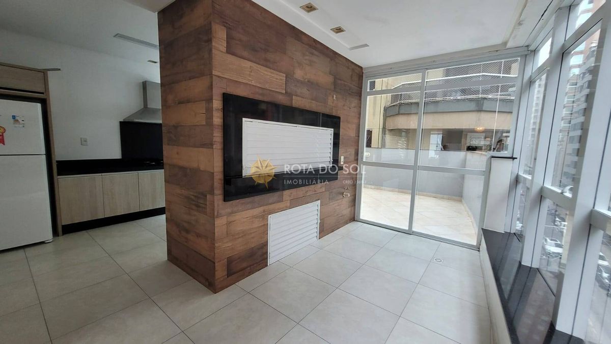 Residecial Embaixador Apartamento 3 Suítes e 2 Vagas em Meia Praia Itapema SC