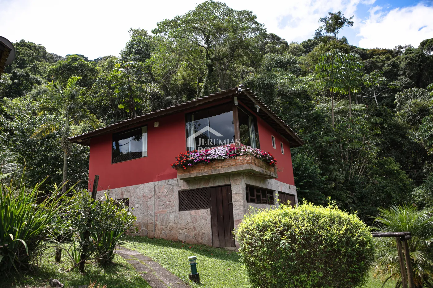 Pousada com 900 m² - Visconde de Mauá/RJ