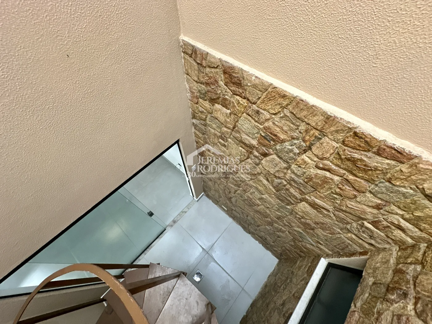 Casa para locação no Condomínio São Charbel em Taubaté/SP. — foto 59
