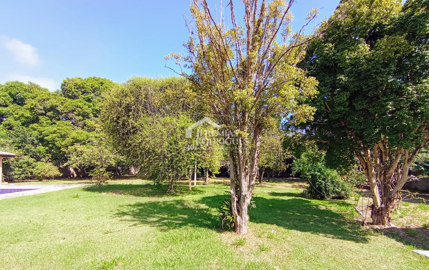 Chácara para locação com 4 dormitórios no bairro Jardim Carlota em Moreira Cesar/SP