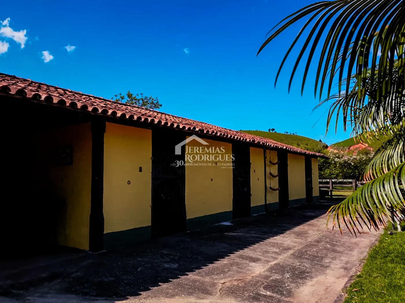 Fazenda à venda com 919,6 hectares em Cachoeira Paulista/SP.