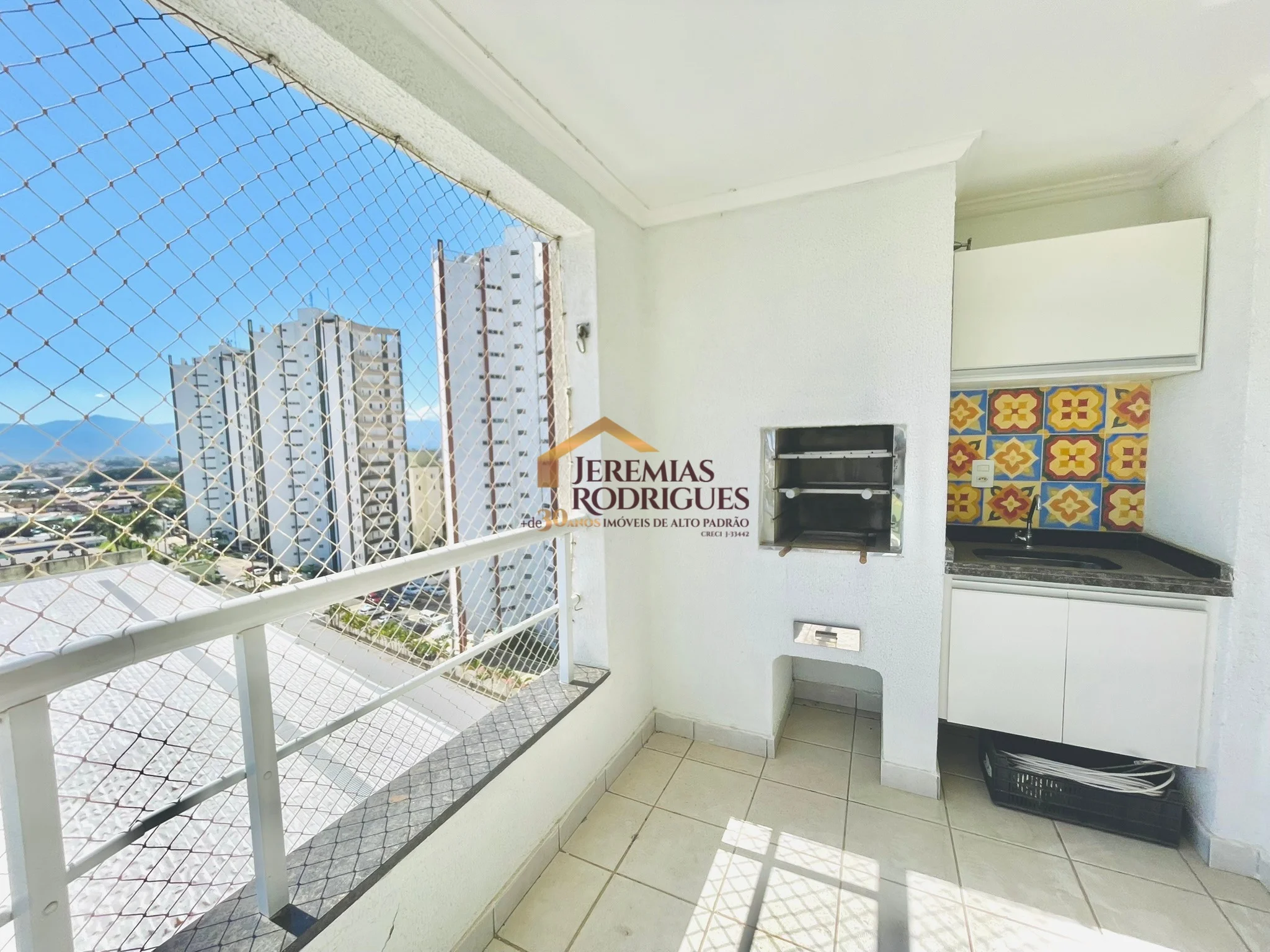 Apartamento para locação no Condomínio Varandas da Mantiqueira em Taubaté/SP.