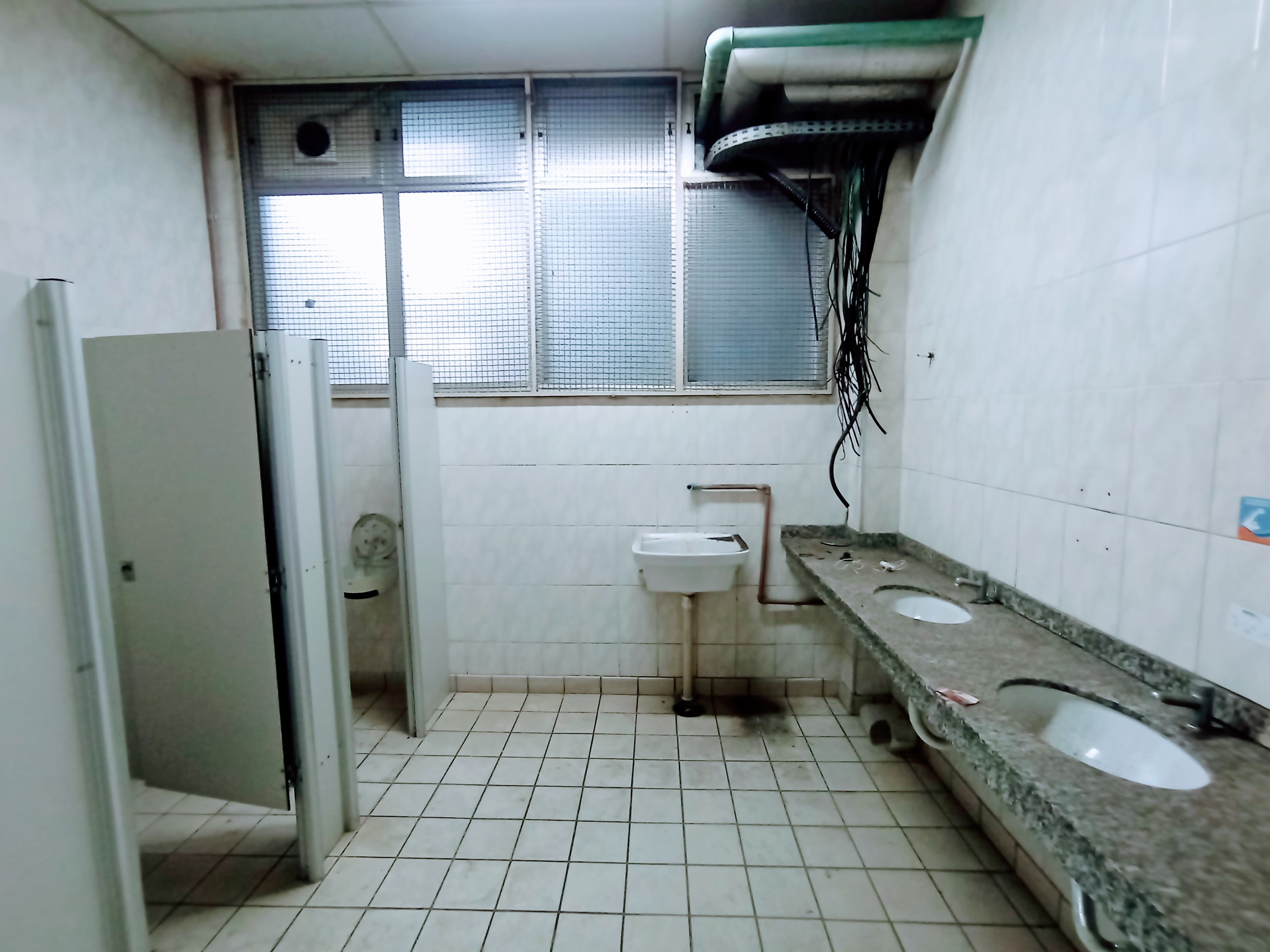 Prédio para venda e locação, 6.000 m² no bairro Jardim Independência em Taubaté/SP.