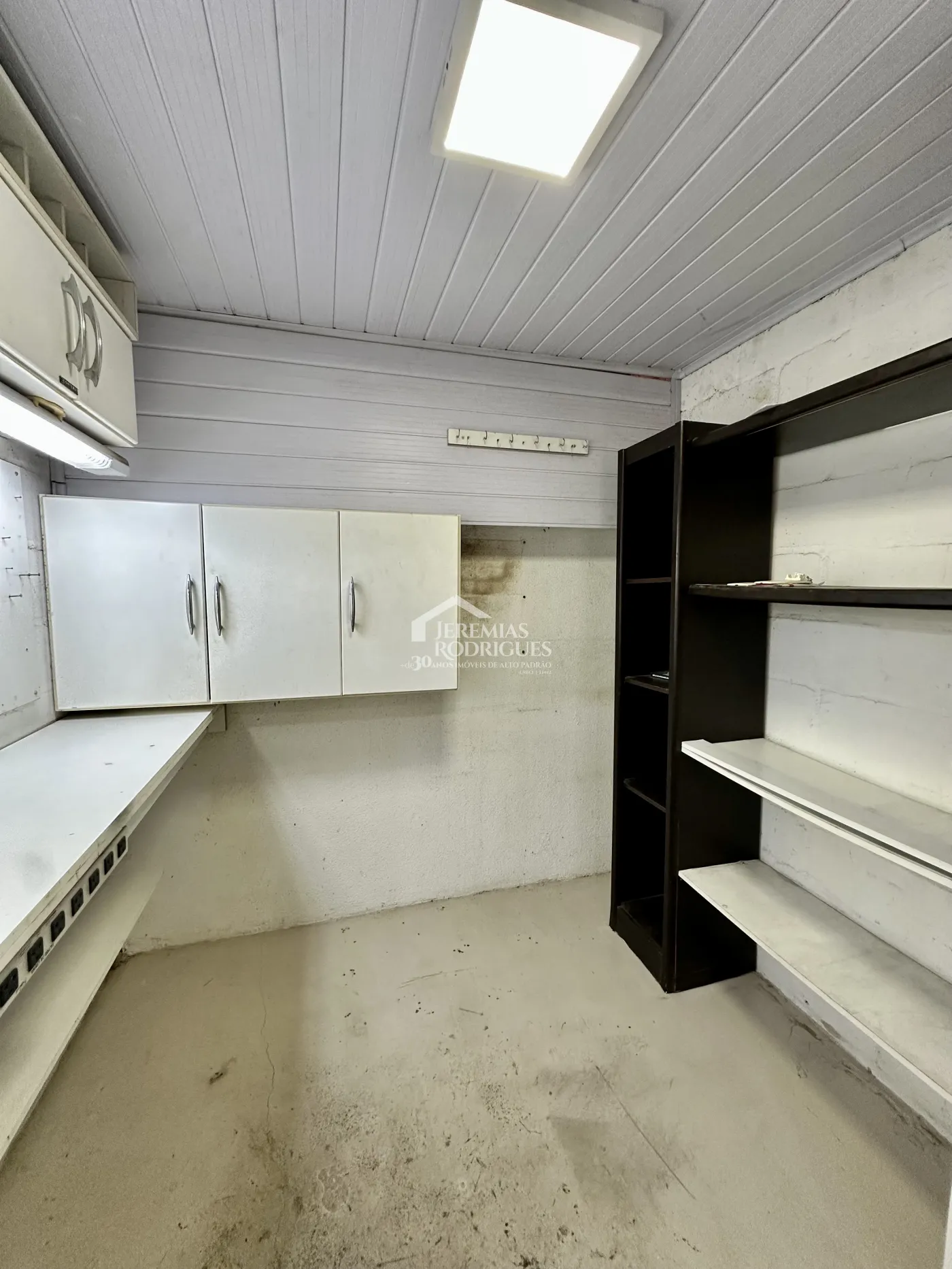 Apartamento com 3 dormitórios, 125 m² - Edifício Jabuticabeiras - Taubaté/SP.