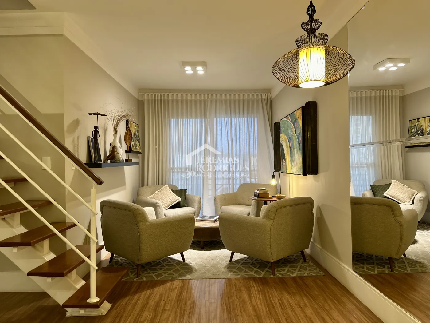Apartamento com 2 dormitórios, 171 m² - Edifício Solar dos Juritis - Taubaté/SP.