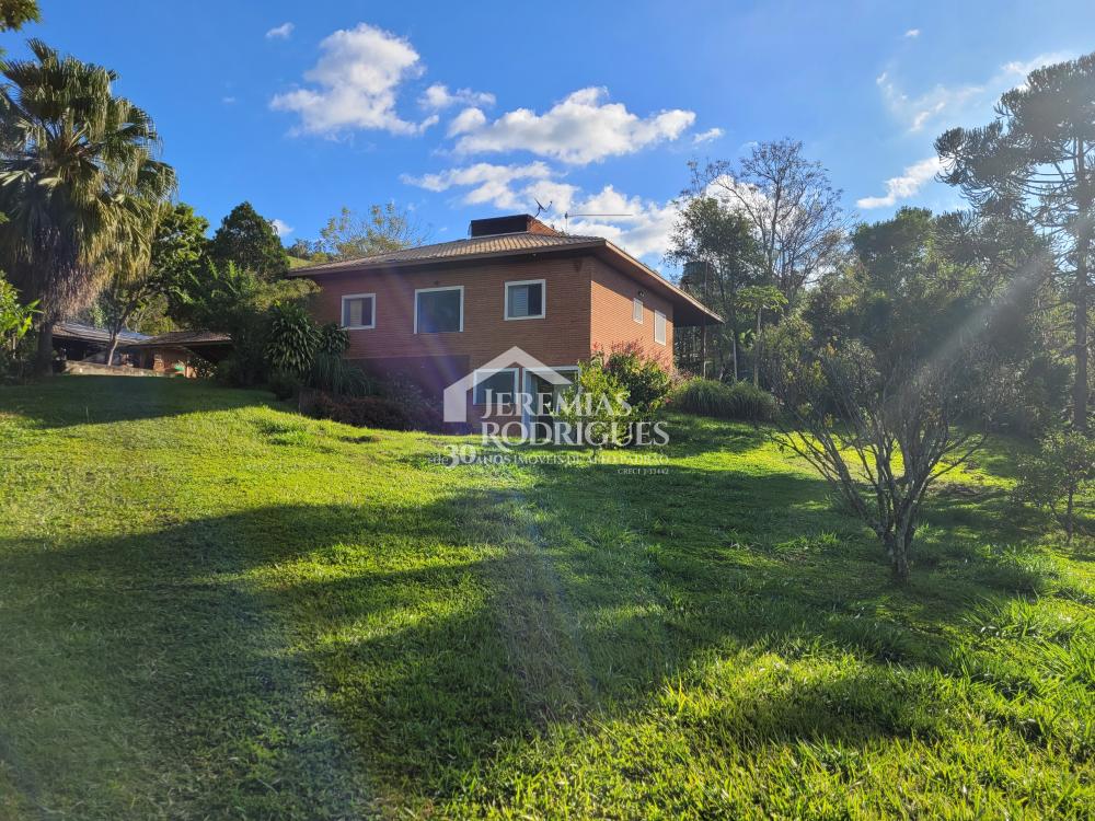 Sítio á venda no Jardim Sandra Maria em Taubaté/SP
