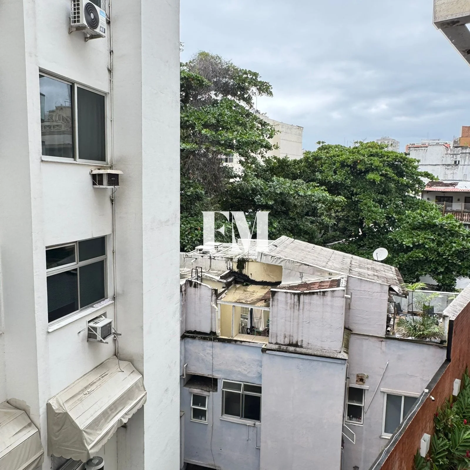 Flat mobiliado à venda em Ipanema com varanda e infraestrutura completa - foto 6