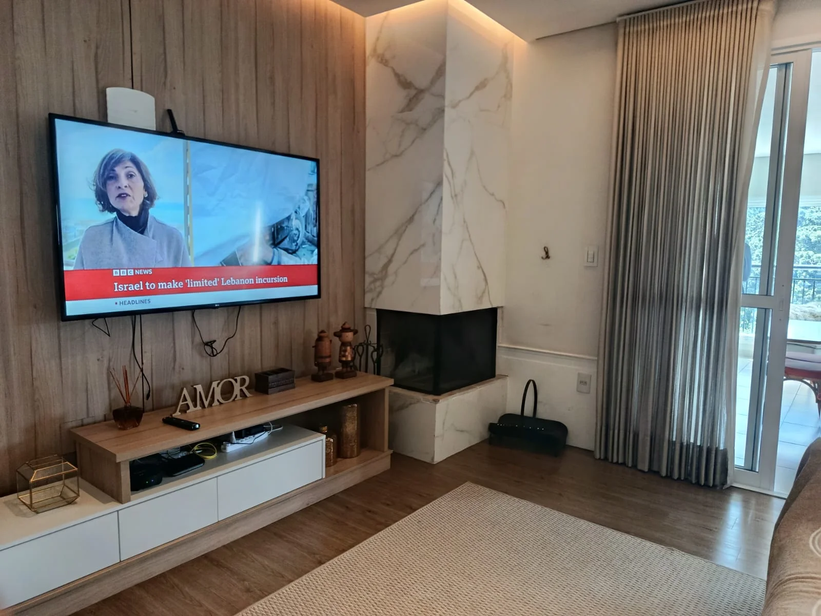 Apartamento à venda com 3 suítes no Edifício Le Premier em Campos do Jordão/SP. 