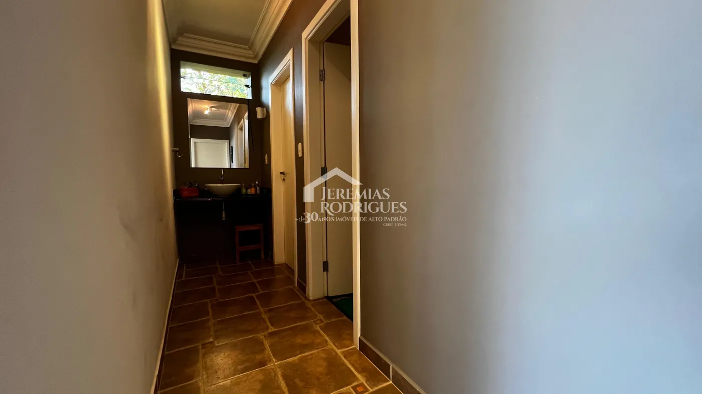 Casa para venda e locação com 6 dormitórios no Condomínio Chácaras Cataguá em Taubaté/SP.