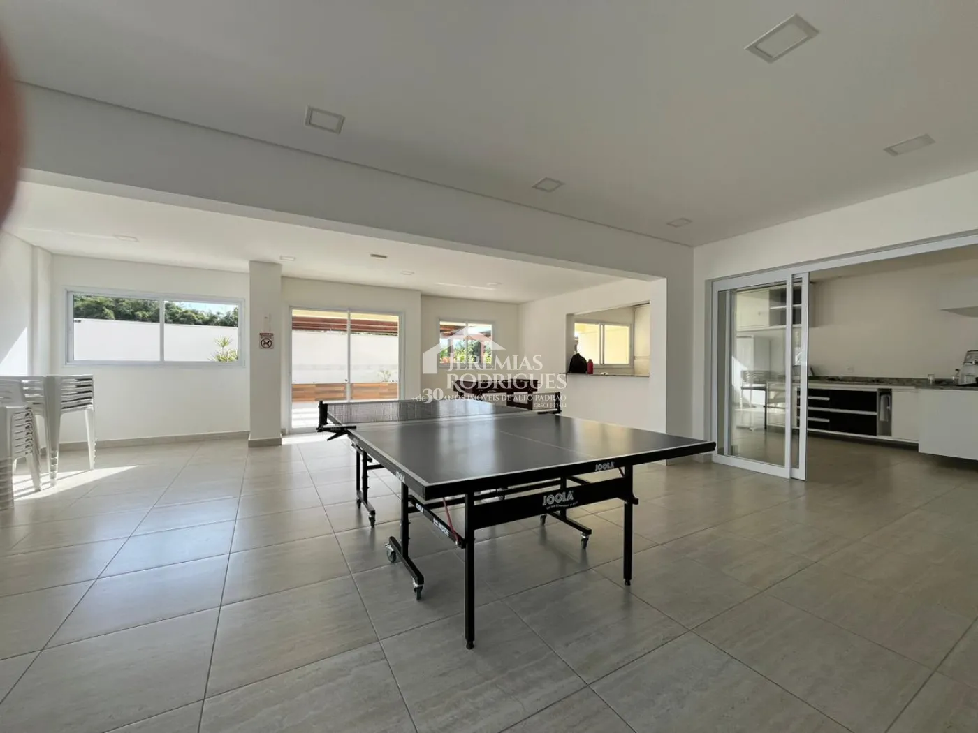 Apartamento com 3 suítes, 132 m² - Edifício Maximus Residence - Pindamonhangaba/SP