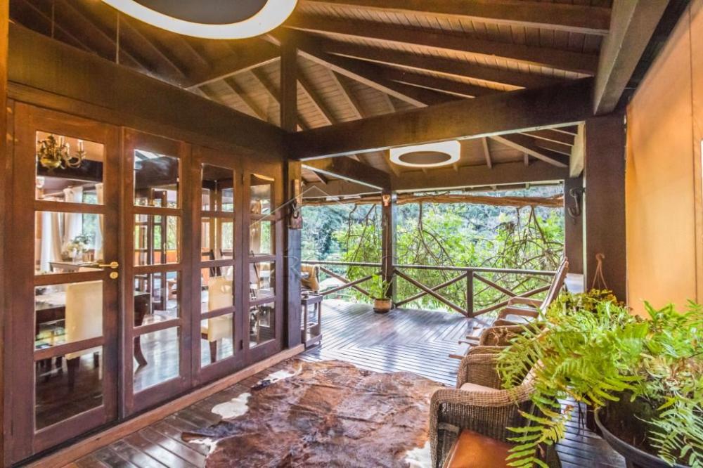 Casa com 3 quartos, 630 m², à venda por R$ 6.500.000- Condomínio Pedra de Fogo - Campos do Jordão/SP