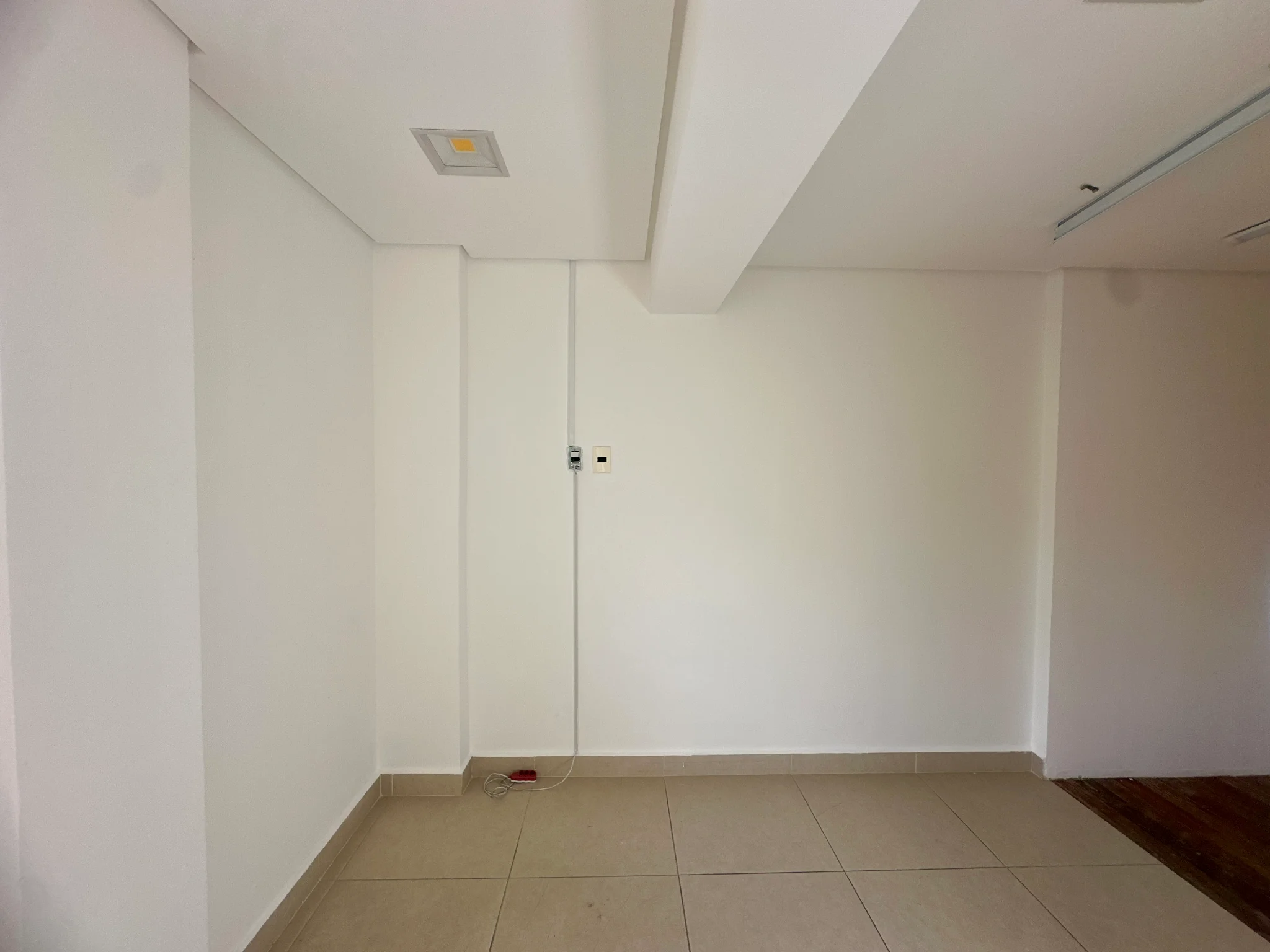 Ponto Comercial disponível para locação no Edifício Office Way em Taubaté/SP